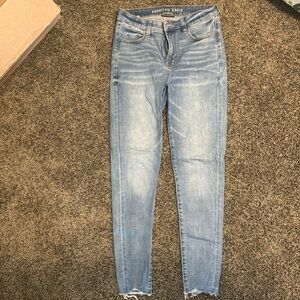 Women’s Size 8 American Eagle NE(X)T LEVEL TEMP TECH